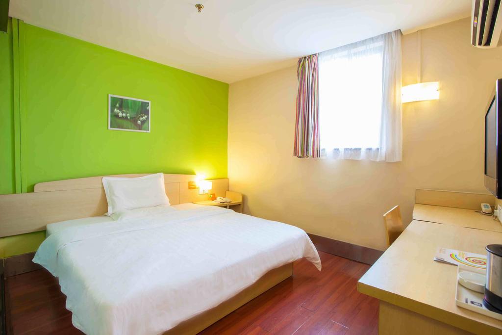 7Days Inn Beijing Beishatan Room photo